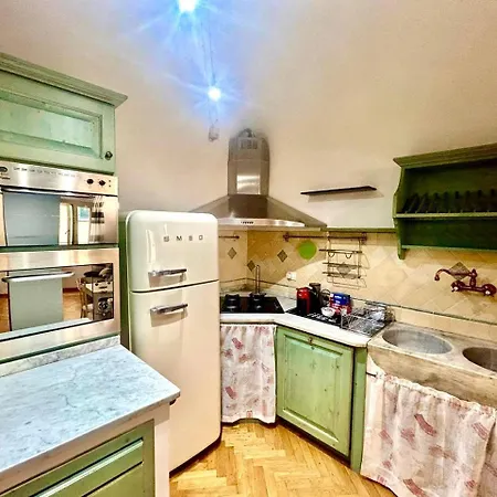 Da Tommaso In Centro Apartamento Prato (Prato)